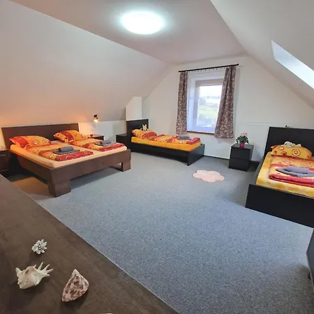 Podbrdska בית נופש Nechanice (Plzen)