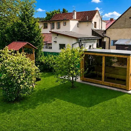 Nyaraló Podbrdska Nechanice (Plzen)
